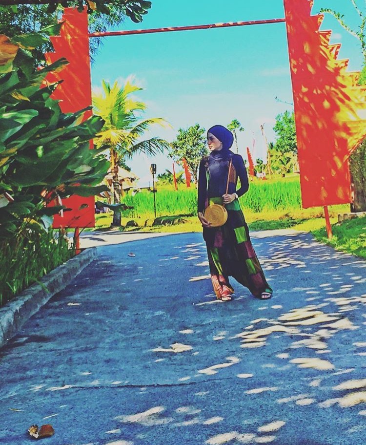 [GAMBAR] Sekitar Gambar Honeymoon Izreen Azminda &#038; Ude Di Bali!