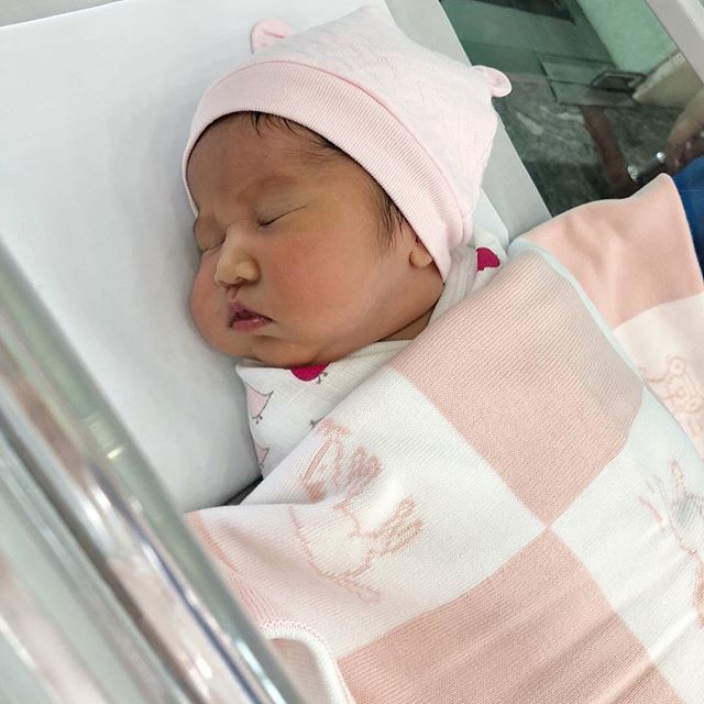 [GAMBAR] Anak Pemilik Naza Group, Nadia Nasimuddin Selamat Lahirkan Cahaya Mata Ketiga Seminggu Awal, Namakan Puterinya Taraa Camila