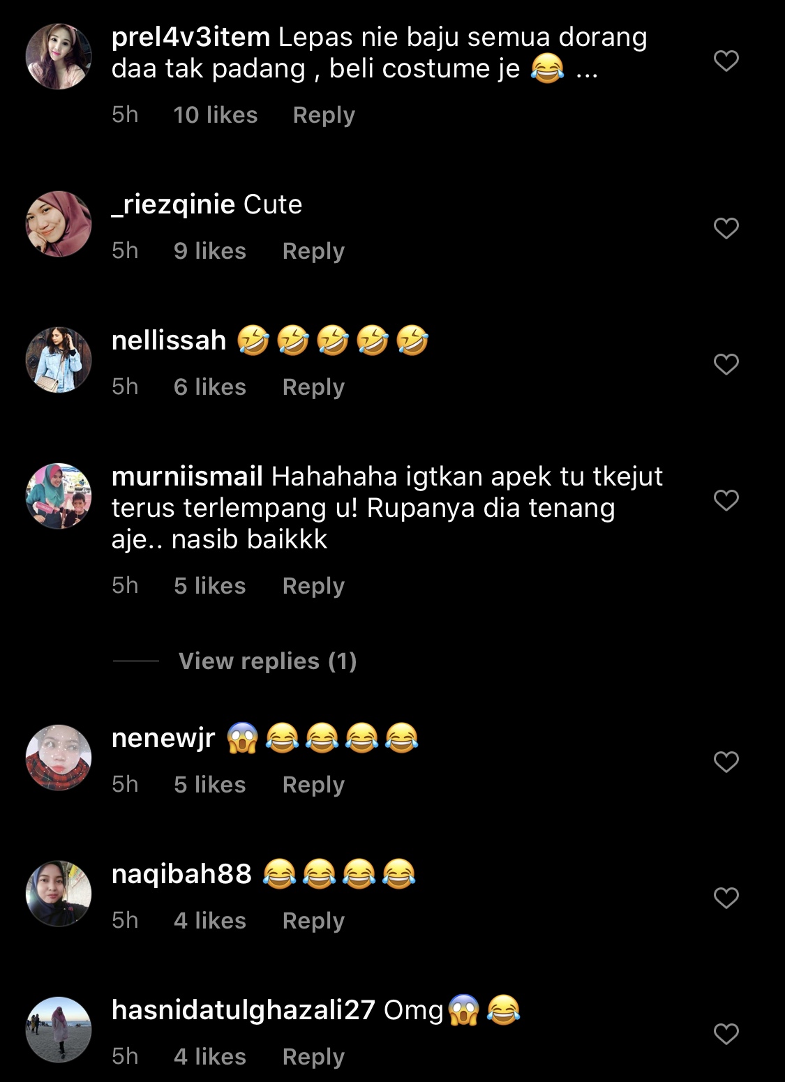 “I Percaya I Buat Ramai Orang Senyum,” &#8211; Win! Pakai Kostum &#8216;T-Rex&#8217; Ke Pasaraya, Aksi Selamba Betty Rahmad Buat Ramai Geli Hati!