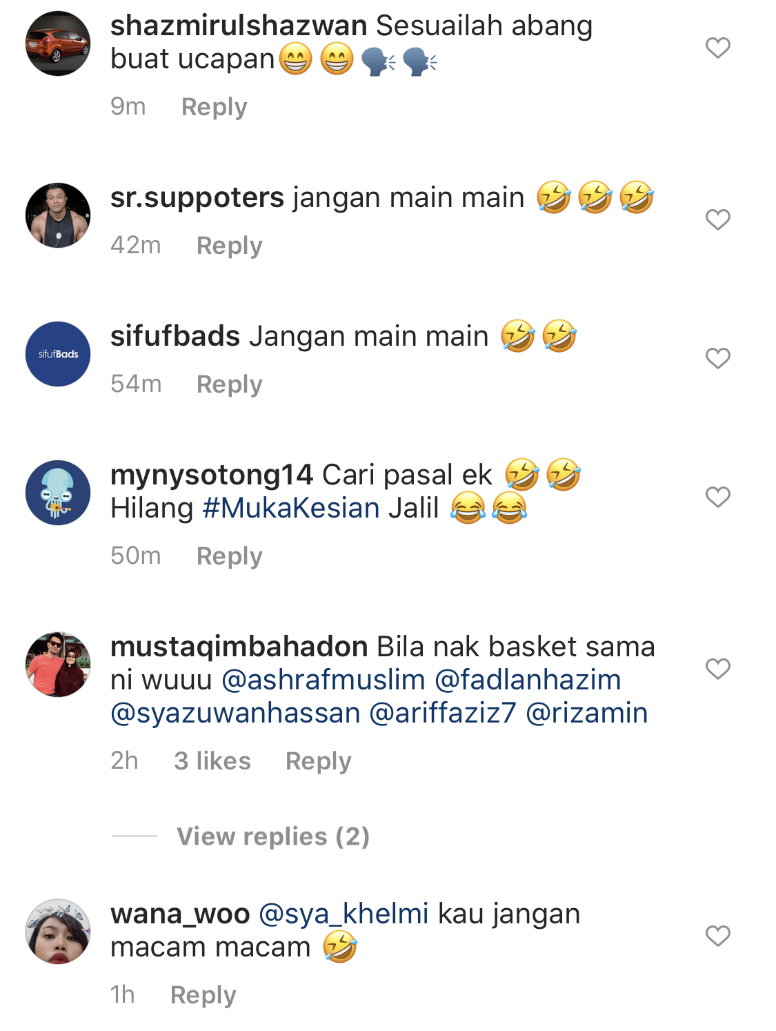 “Boleh Berperang Tu Boss,”- Bersongkok & Berbaju Melayu Lengkap Untuk Video Ucapan Puasa, Ini Reaksi ‘Slumber’ Isteri Saharul Ridzwan