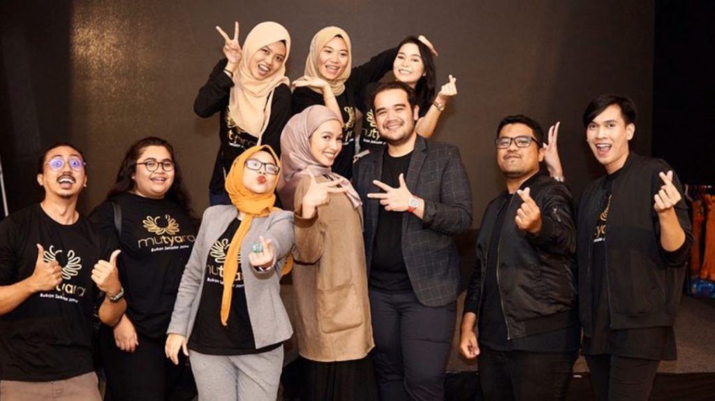 “Pernah Satu Tahap Saya Dan Isteri Sampai Kena Catu Makanan Kerana Kekangan Duit,” – Bertatih Dari Bawah, Asyraf Khalid Bengang Dituduh ‘Pakai Kabel’ Bapa Demi Majukan Bisnes?
