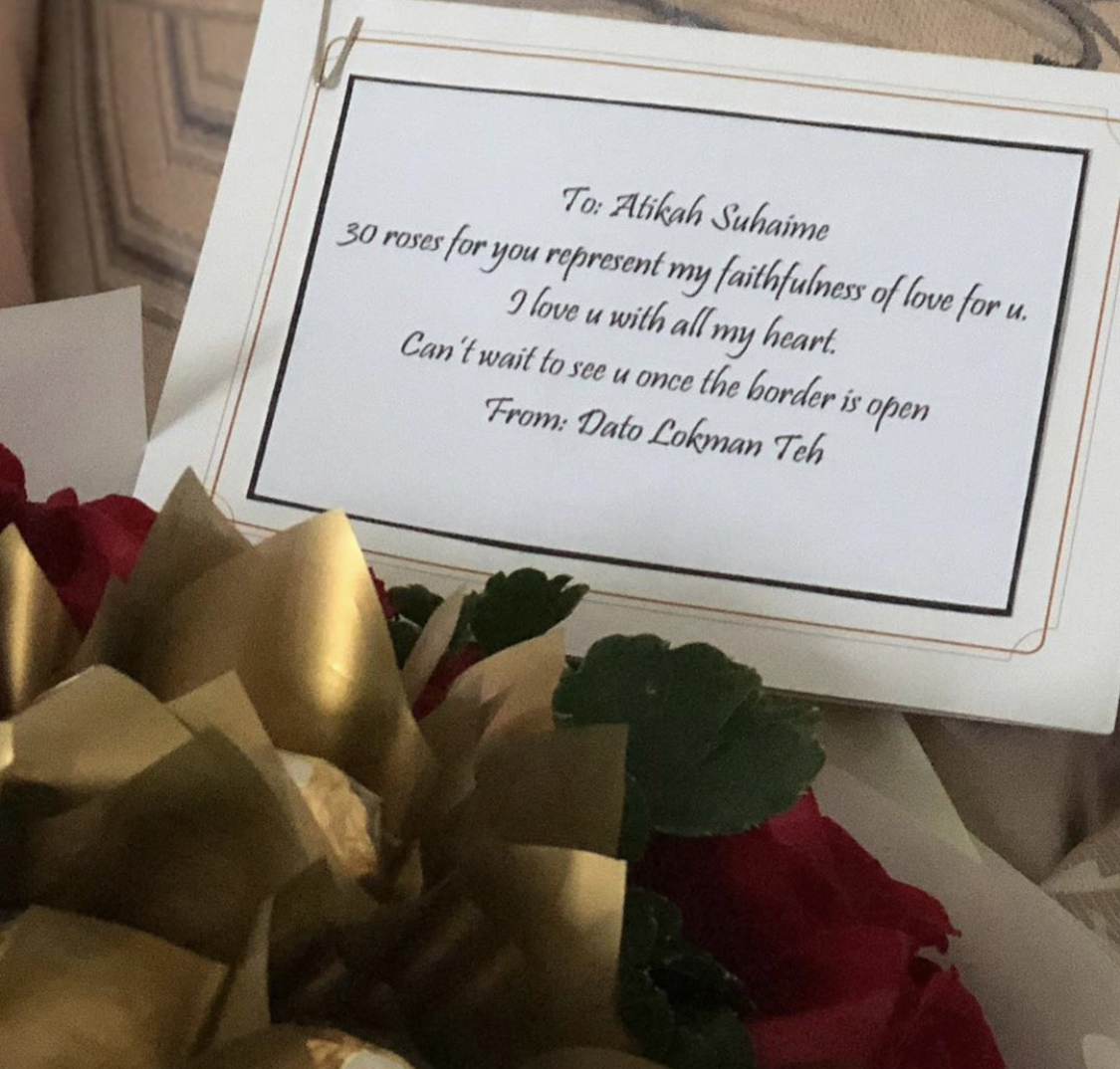 “30 Kuntum Bunga Ros Melambangkan Kesetiaan Saya Pada Awak,”- Sweet Ucapan Datuk Lokman Teh Buat Kekasih, Atikah Suhaime