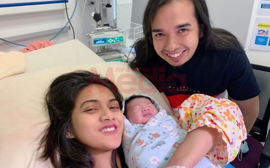 “Alhamdulillah, Akhirnya Keluar Hero Juga,” – Syukur, Isteri Rody Kristal Selamat Bersalin Anak Kedua