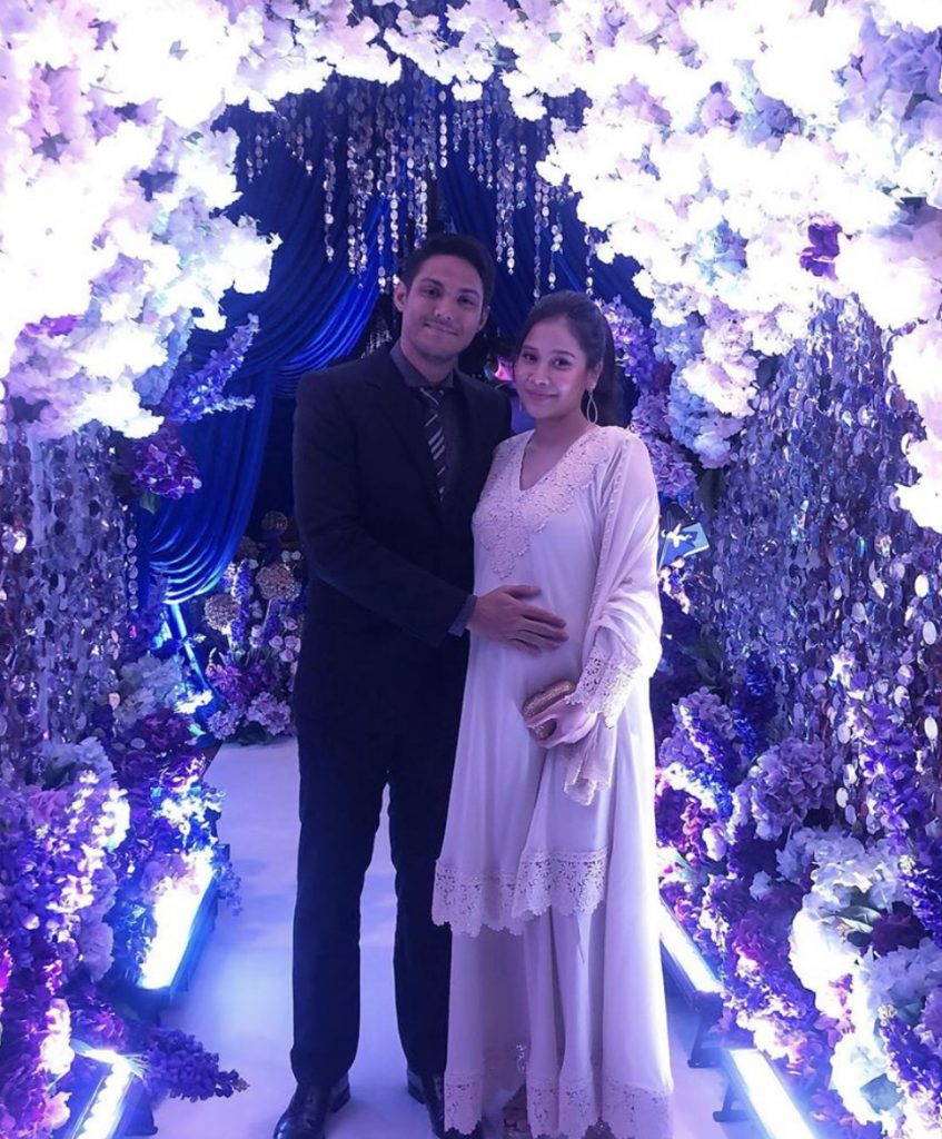 [GAMBAR] Fazura &#038; Elfira Loy Turut Hadir, Ini Barisan Artis Wanita Kita Yang Datang Meraikan Resepsi Mira Filzah, Malam Tadi