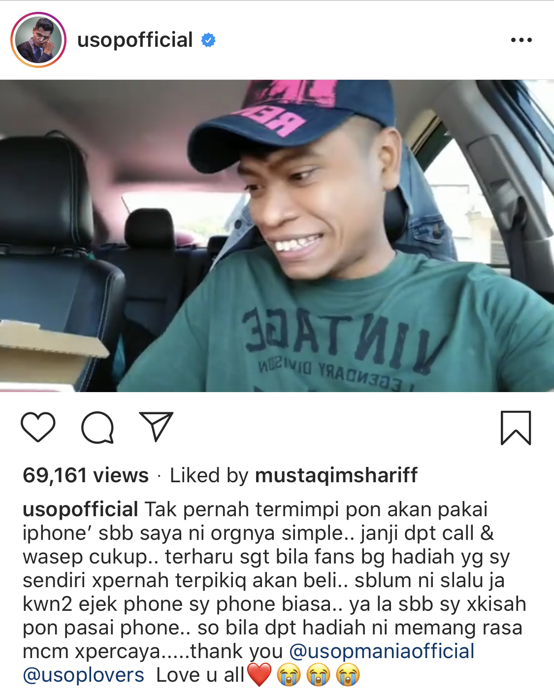 “Tak Pernah Mimpi Pun Akan Pakai,” – Pernah Diperlekeh Sebab Guna Handphone Biasa, Peminat Terus Hadiahkan Usop Iphone!