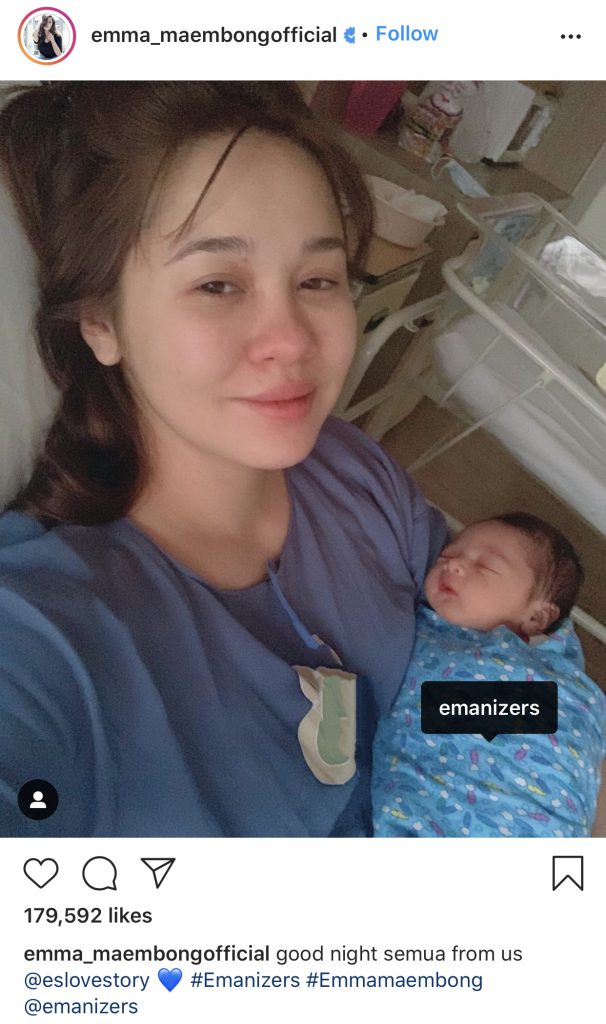 “Cantiknya, Sayang Kamu,” – Emma Maembong Akhirnya Kongsi Foto Sedang Memangku Anak Sulung, Peminat Titip Ucapan Selamat Berpantang