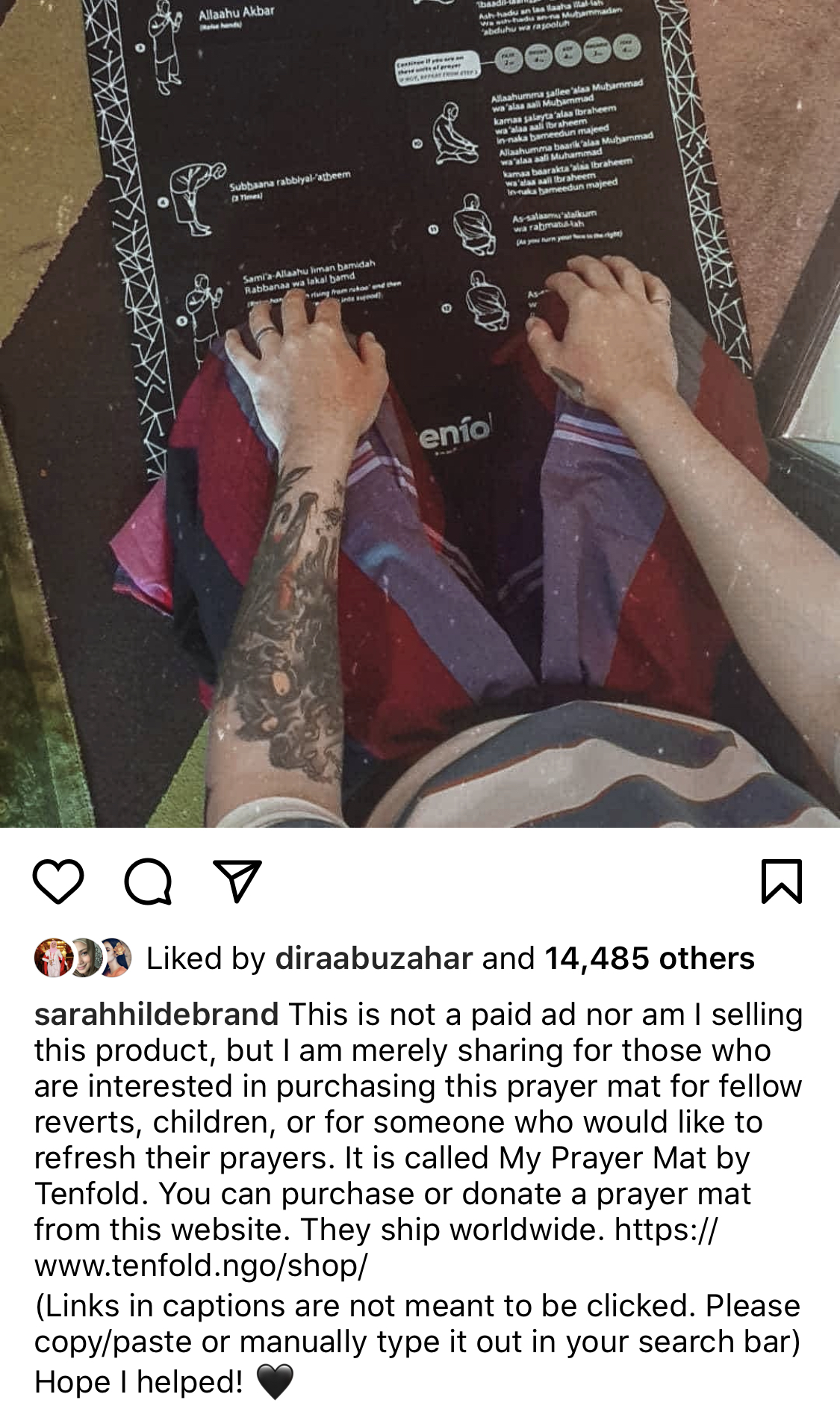 “Ini Bukan Iklan Berbayar, Tapi&#8230;,”- Belikan Sejadah Panduan Solat, Inisiatif Sarah Hildebrand Bimbing Suami Terima Pujian Netizen