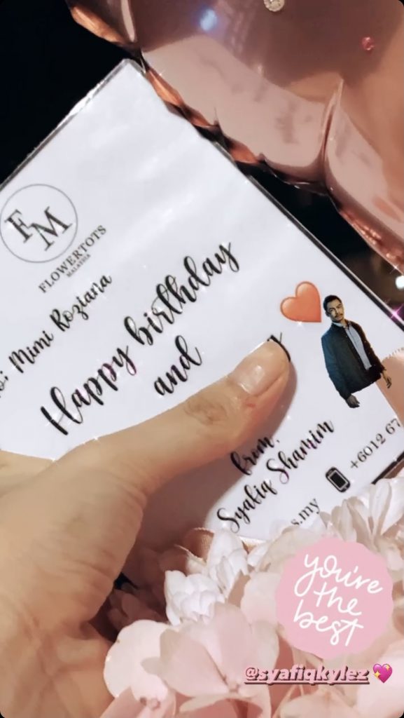 Wow! Mimi Lana Terima Jambangan Bunga Dari Syafiq Kyle – “Happy Birthday And Love You Sayang.”