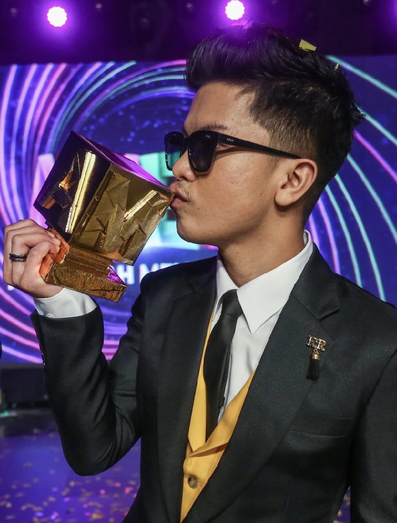 “Alhamdulillah Ini Semua Rezeki,” – Siti Nordiana & Haqiem Rusli Ungguli Top Top MeleTop, Ini Senarai Lengkap Penerima Trofi AME2020