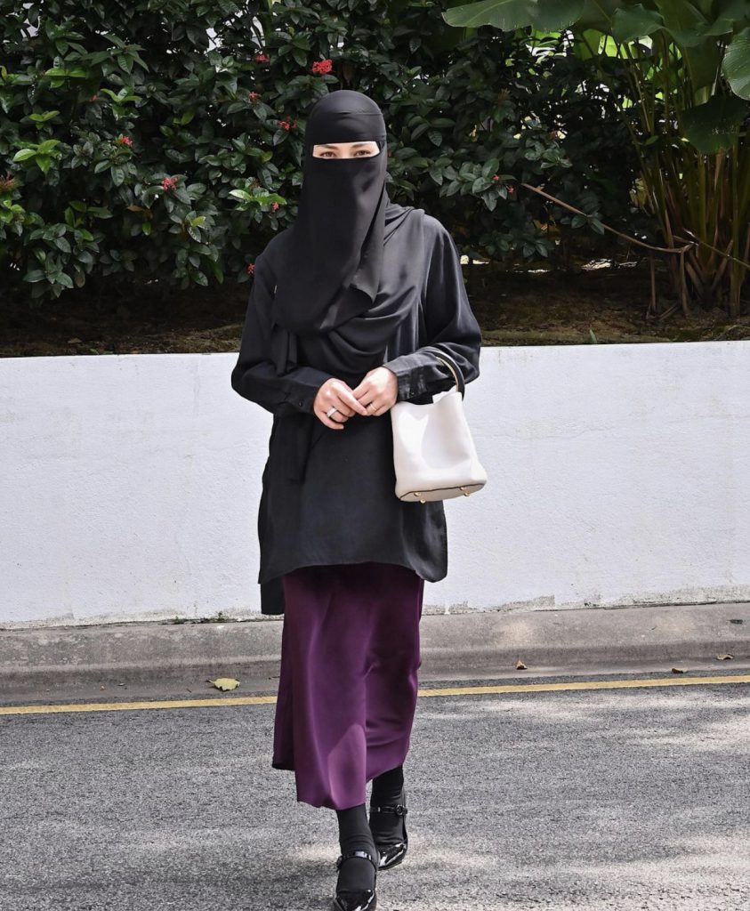 “Tersangatlah Cantik MasyaAllah,” &#8211; Kongsi Foto Ayu Pakai Tudung Bawal Lengkap Berpurdah, Penampilan Neelofa Dipuji Ramai!