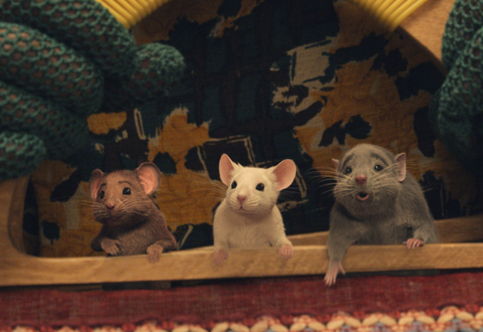 Bertukar Jadi Tikus Selepas Termakan Coklat Ahli Sihir? Saksikan Anne Hathaway Sebagai ‘Witch’ Dalam Filem The Witches Bermula Hari Ini!