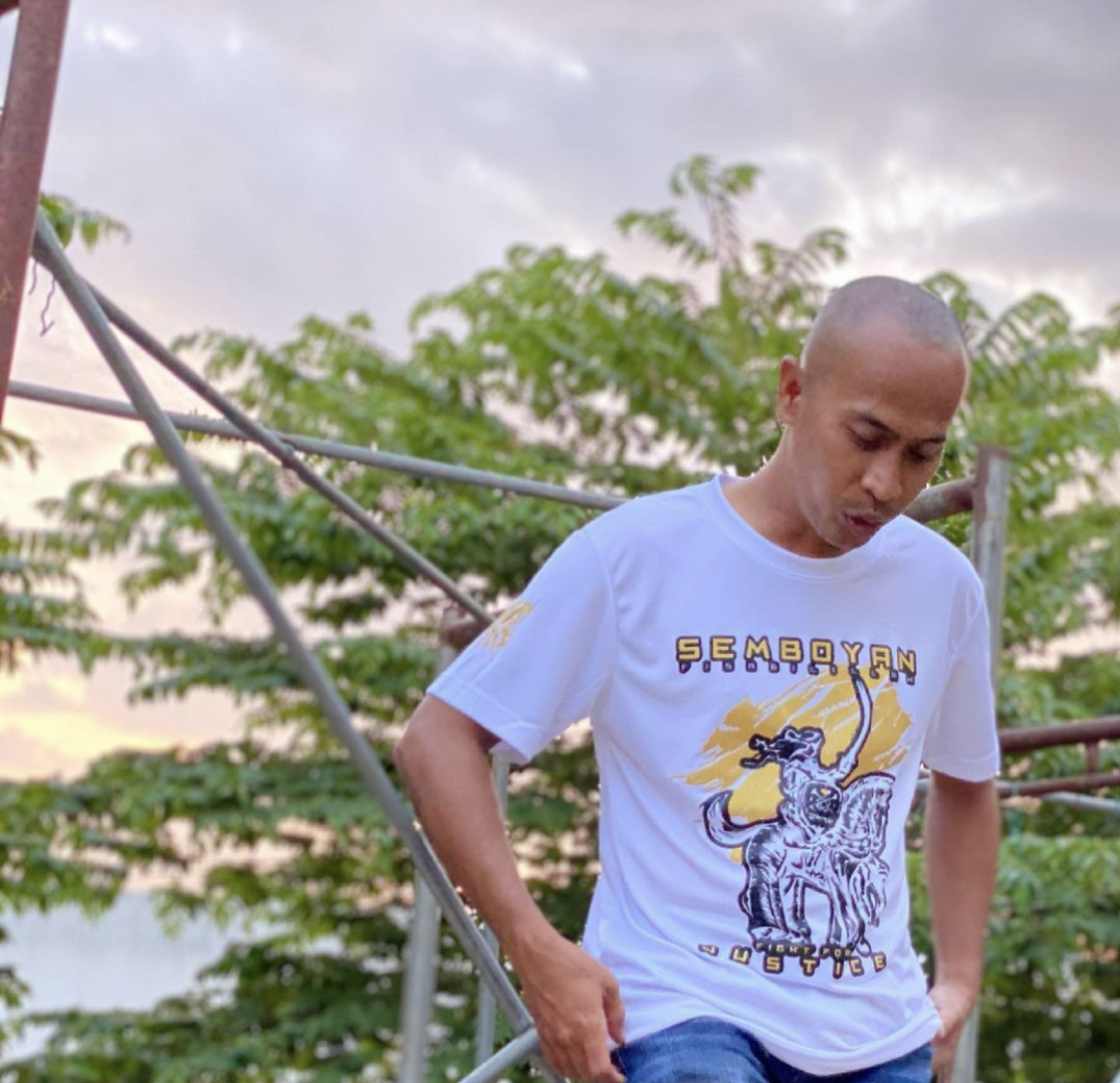 “Kau Gagahkan Juga Demi Semangat Aku,” – Bapa Meninggal Dunia, Achey Terharu Rakan Artis Datang Ziarah