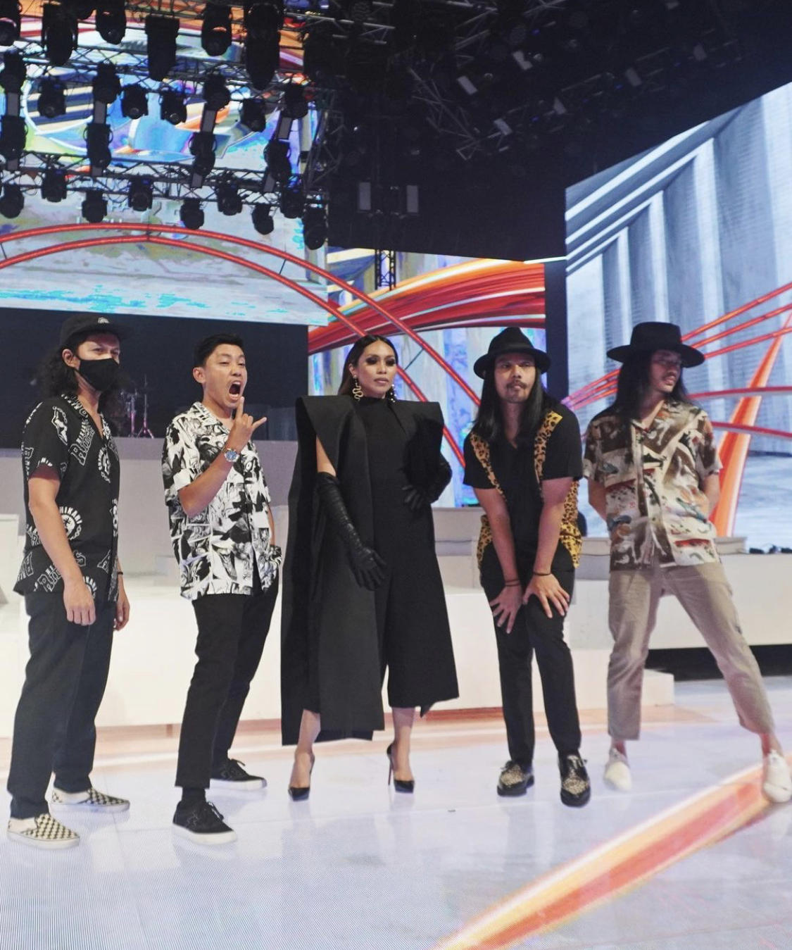 “You’re One Of My Favourite Vocalist,” – Sifatkan Sebagai Satu Penghormatan, Misha Omar Ajak Akim Ahmad Duet Lagu Baru?