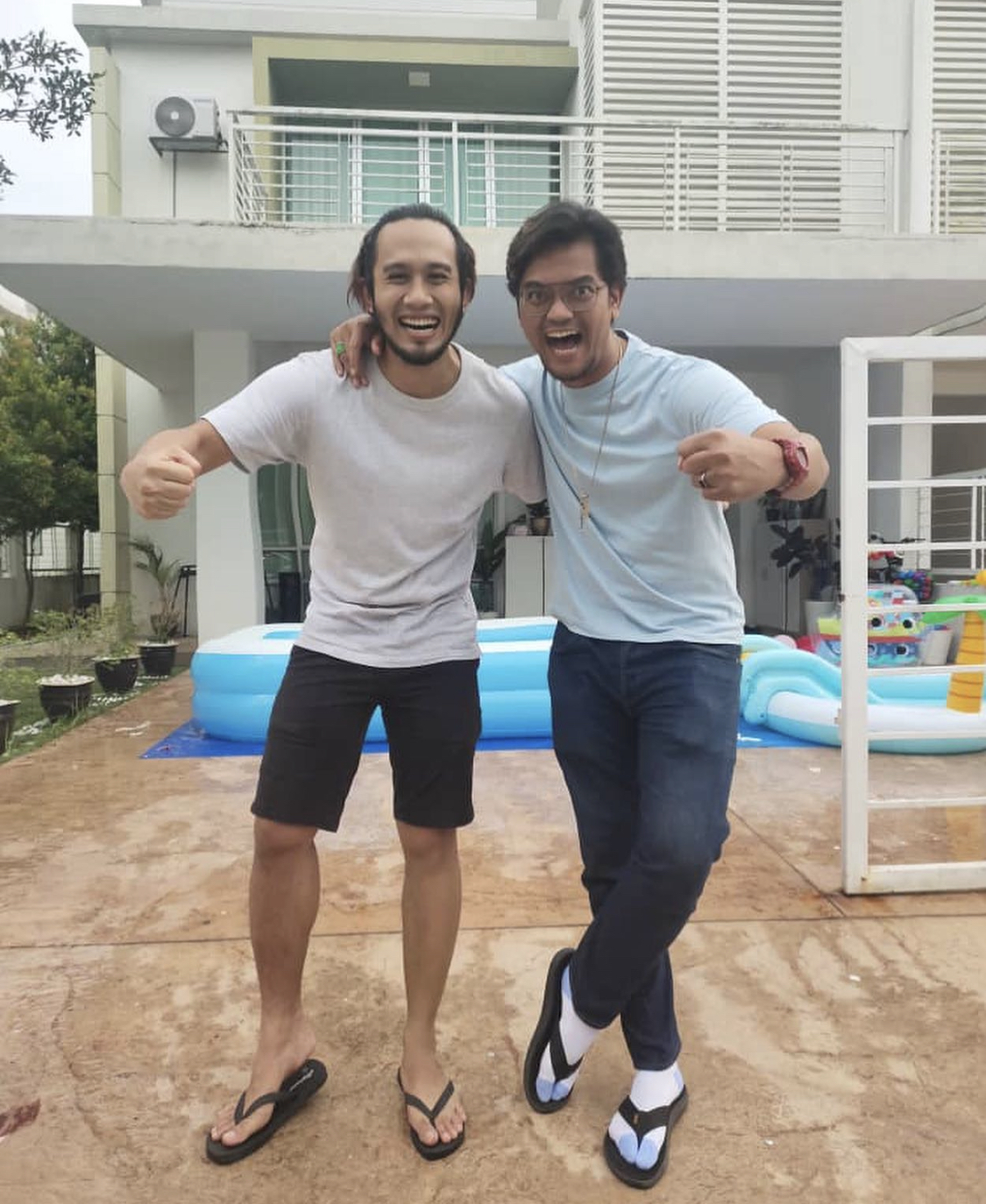 “Makanlah Roti Canai & Minum Air Kosong Bergelas-Gelas,” – Hanya Ada RM10 Bertahan Sampai Hujung Bulan, Fizi Ali & Jay Izwazir Kongsi Kisah Susah Senang