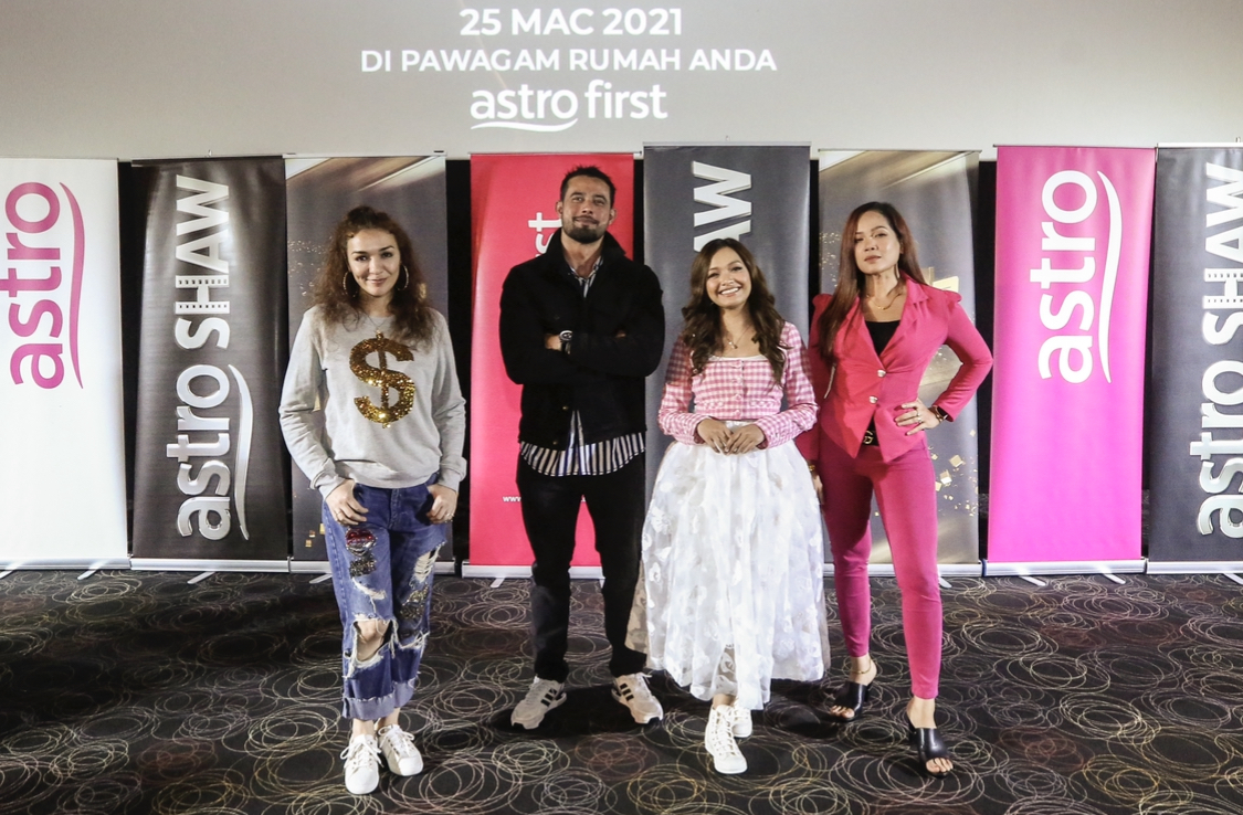 “Bukannya Saya Tiada Kerja Lain Nak Buat,” – Intan Najuwa Dedah Sudah Putus Lagi, Zul Ariffin Nafi Jadi Punca