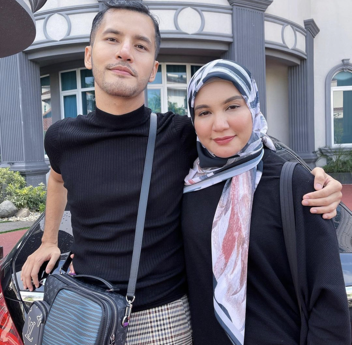 “Patutlah Kaya Raya, Rajin Bayar Zakat Harta,” – Dituduh Riak Sebab Tunjuk Nilai Zakat, Netizen Back Up Datuk Seri Aliff Syukri
