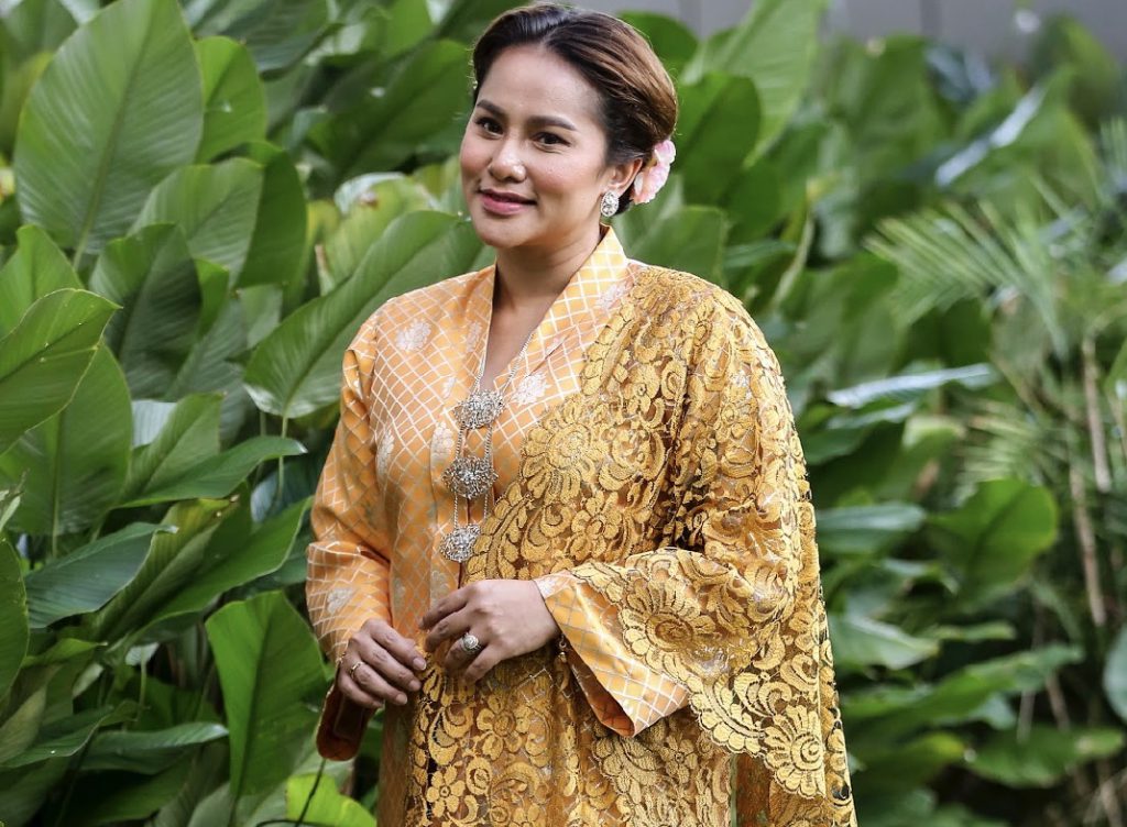 Elly Mazlein Jawab Dakwaan Hamil, Minta Doa Yang Baik-Baik – “Suami Pun Tunggu, Semuanya Aturan Allah SWT.”