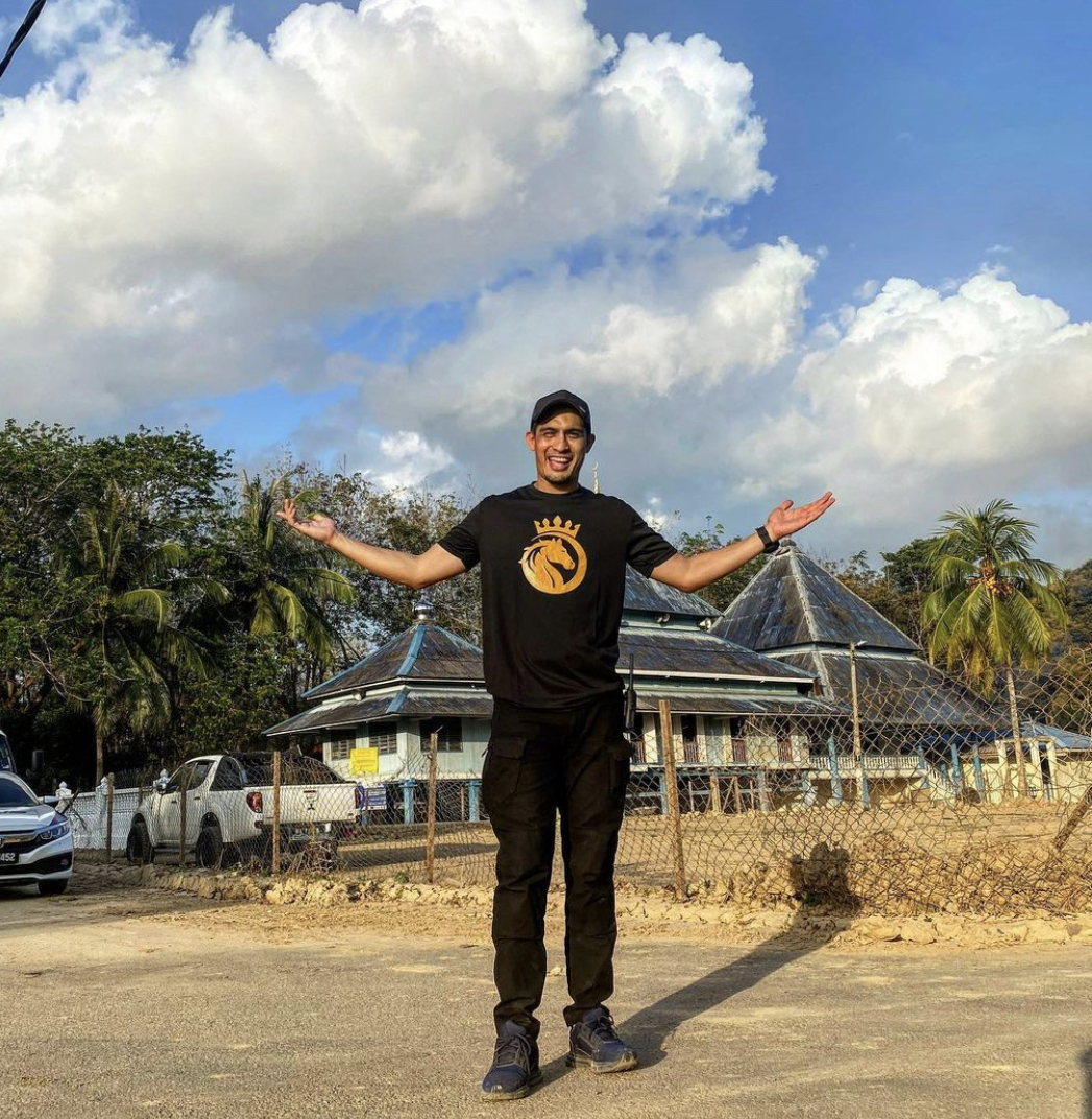 “Kita Dah Belajar, Dah Usaha, Dah Buat Macam-Macam…,” – Sujud Syukur Habis Duduki SPM, Ashraf Muslim Puji Semangat Pelajar Maktab Tentera Diraja