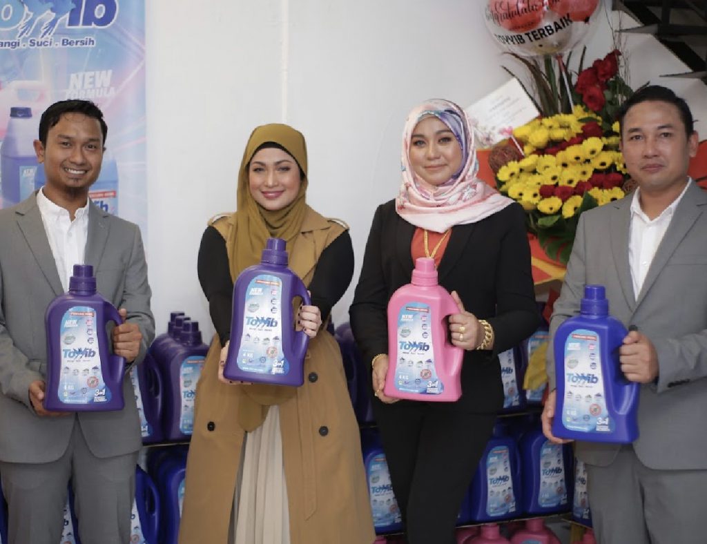 “Dia Matang Dan Memahami,” – Ezlynn Mengaku Rapat Dengan Lelaki Bukan Melayu, Kenal Ketika Sama-Sama Main Badminton