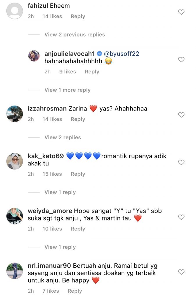 “Thank You My Love…,” – Terima Jambangan Bunga, Peminat Speku Zarina Anjoulie Sudah Berbaik Dengan Bekas Suami?