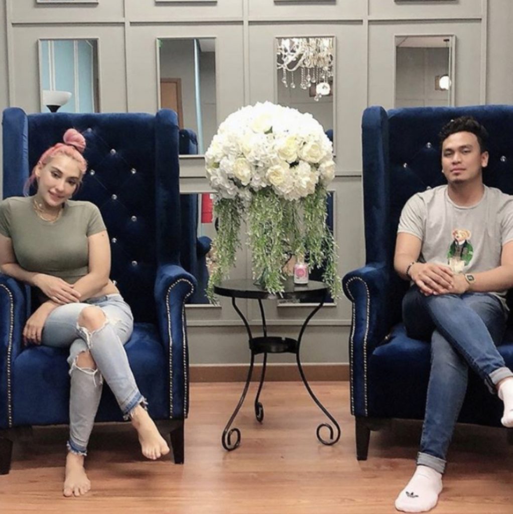 Sah! “Kami Pun Dah Berbincang Dan Berbaik-Baik,” – Alhamdulillah… Zarina Anjoulie Rujuk Semula Dengan Eilyas Azhar