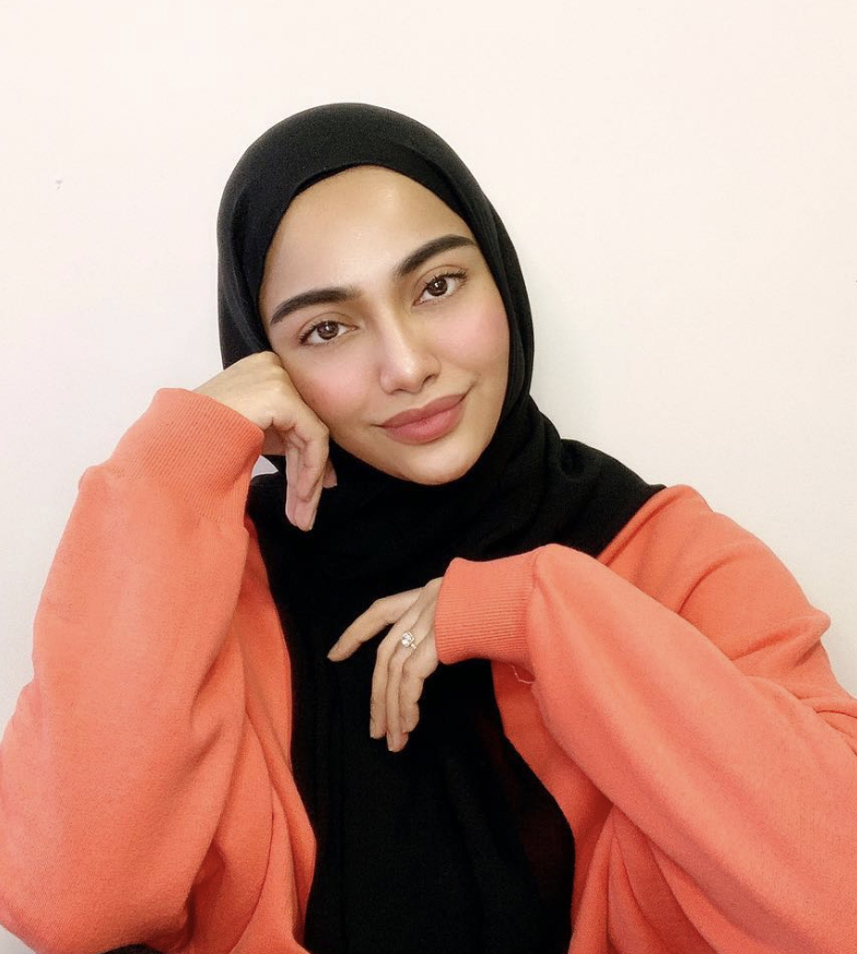 “Kami Jenis ‘Date’ Untuk Berkahwin, Bukan ‘Date’ Untuk Main-Main,” – Kilafairy Cerita Hubungan Dengan Lelaki Ini, Perjelas Isu Cincin Di Jari Manis