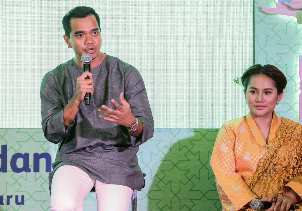 Elly Mazlein Jawab Dakwaan Hamil, Minta Doa Yang Baik-Baik – “Suami Pun Tunggu, Semuanya Aturan Allah SWT.”