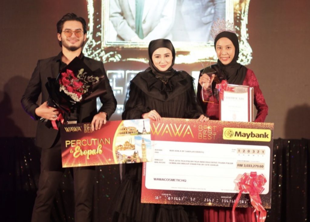 “Kami Sanggup Berhabis, Sebelum Ini Bawa Berbelanja Di Kedai Mewah,” – Hargai 8 Peniaga Sukses Jual Kosmetik, Wawa Zainal & Aeril Zafrel Rela Hati Beri Hadiah Ratus Ribu!