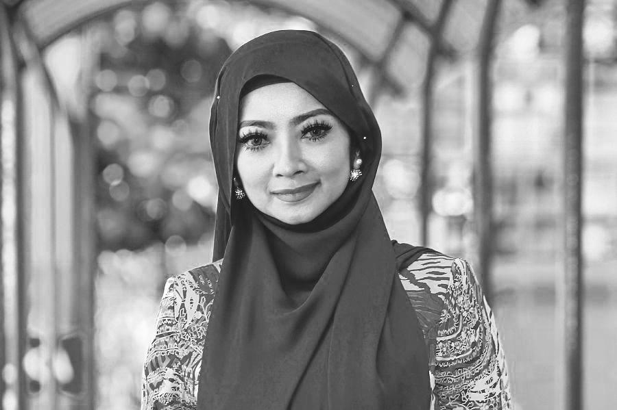 “Sahabat Sejati Yang Meninggalkan Jejak Dalam Hati,” &#8211; Setahun Permergian Arwah Maya Matahari, Haiza Titip Doa