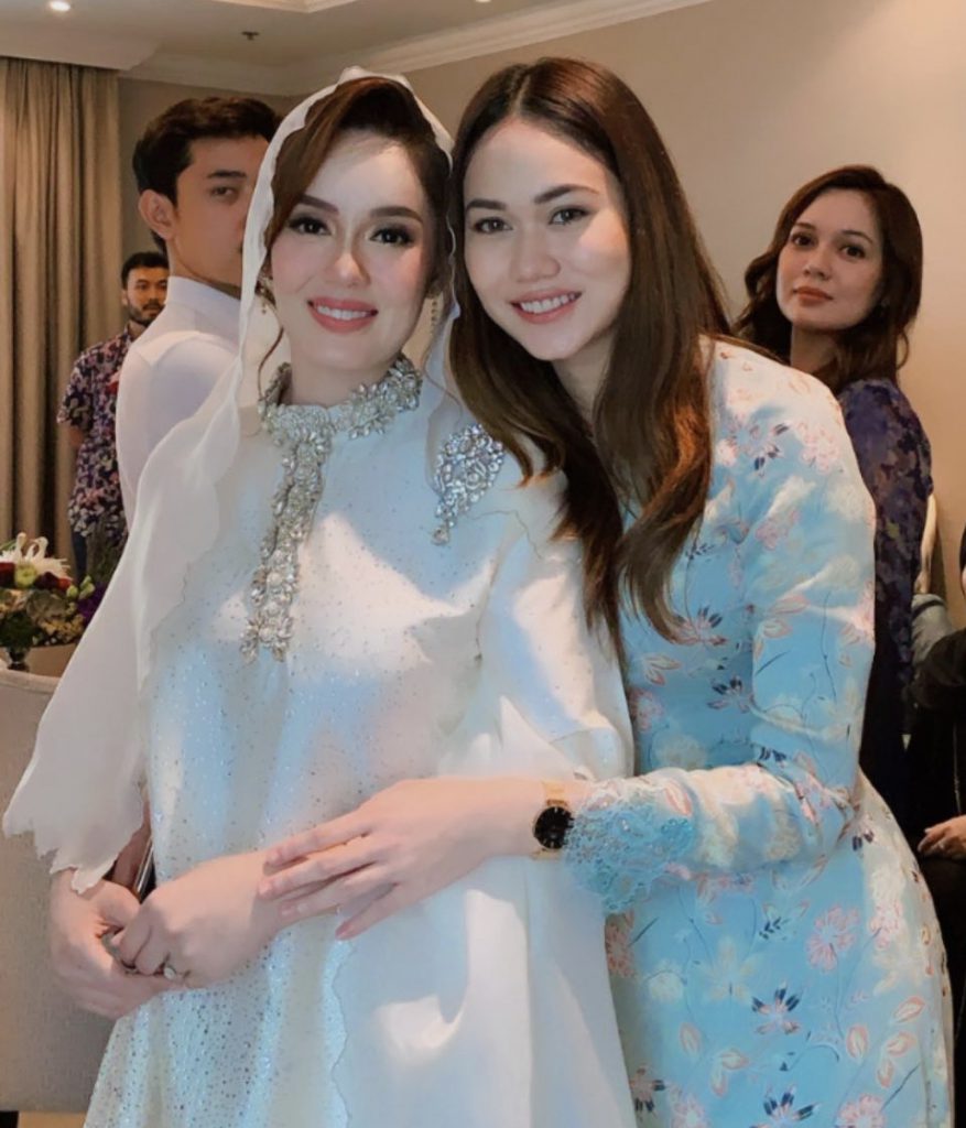 Uqasha Senrose Selamat Dirisik Kamal Adli, Raysha Tumpang Gembira – “Sebelum Ini Kakak Melalui Banyak Dugaan Bercinta.”