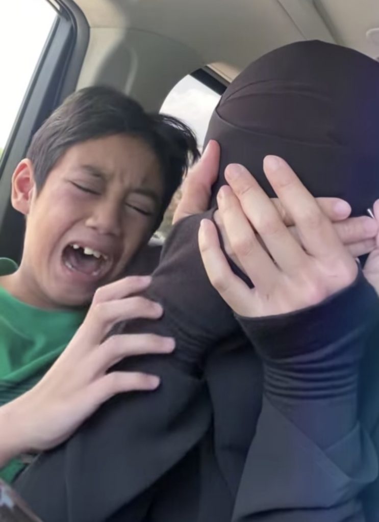 “Truly, Aku Tak Suka Tengok Balik, Tak Gamak..,” – Cabaran Anak Autisme, Ramai Sebak Bila Fynn Jamal  Luahkan Perasaan