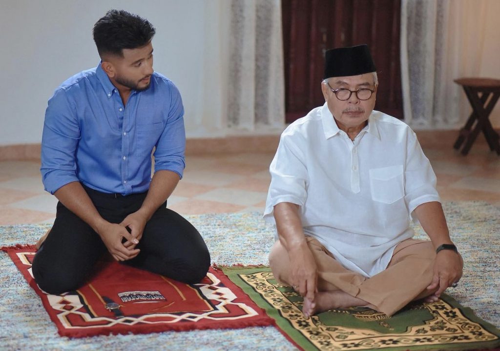 “Saya Tak Boleh Berada Di Zon Selesa, Mereka Perlu Lebih Fokus Buat Homework,” – Berlakon Dengan Pelakon Baru, Ini Pesan Redza Rosli