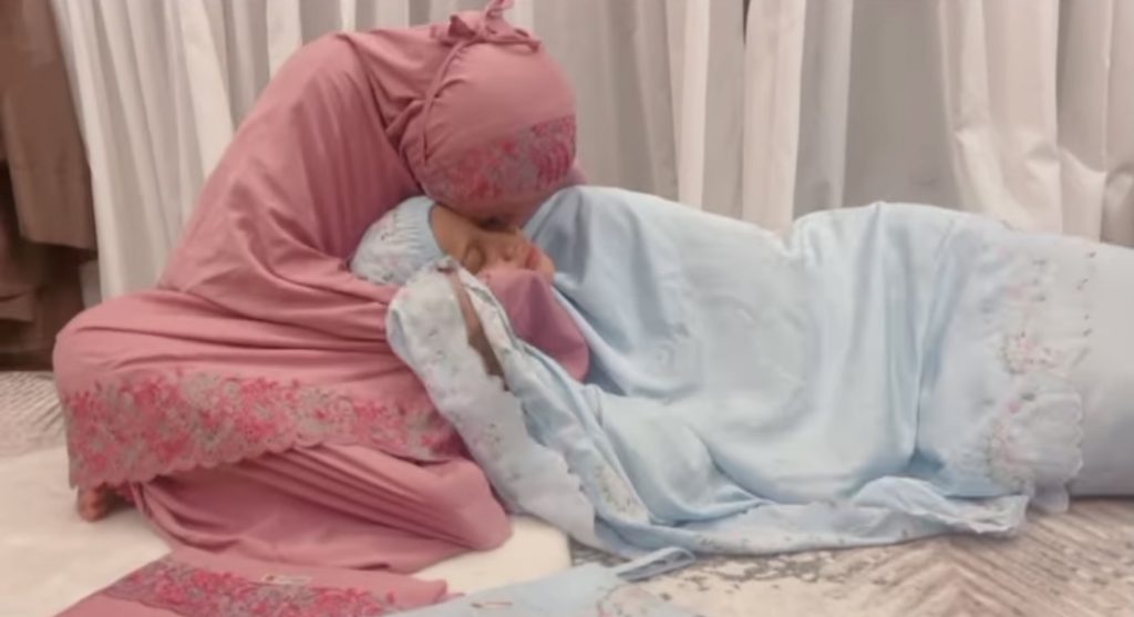 Memey Suhaiza Tiba-Tiba Terfikir Fasal Mak Waktu Sahur &#8211; “Tanpa Keredhaan Doa Ibu, Entah Kita Di Mana Hari Ini?”