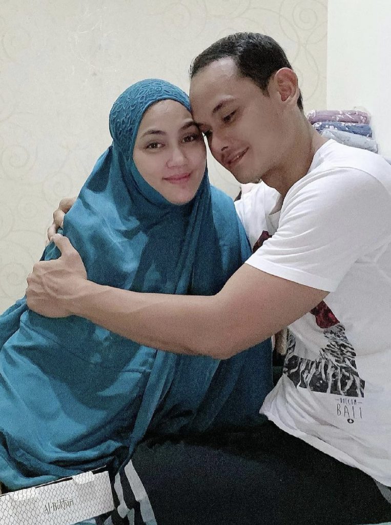 Fasha Sandha Puji Anak Sulung Rizman Nordin Comel, Allah Izinkan Jumpa &#8211; “Aunty Kenal Mommy Rizqaa Sejak Remaja.”