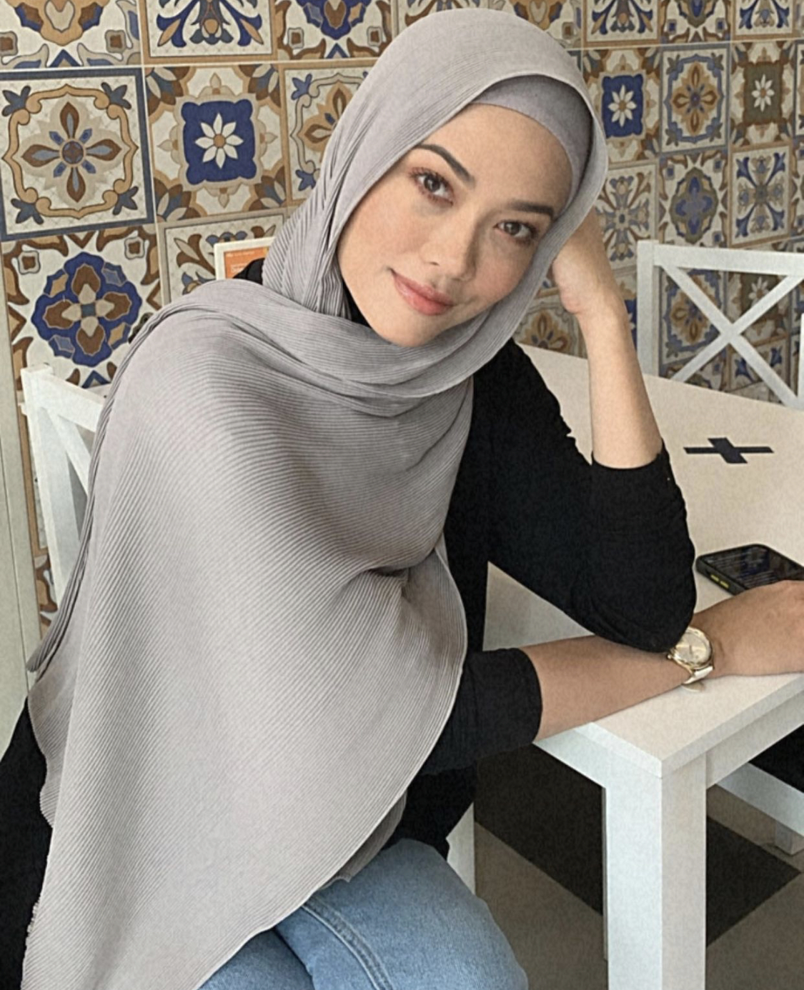 Syatilla Melvin Sedia Kongsi Ilmu Bisnes Dengan Rakan Artis, Komen Status Bergelar Jutawan – “Andai Kata Suami Lari, Kita Kena Secure Hidup Siap-Siap.”
