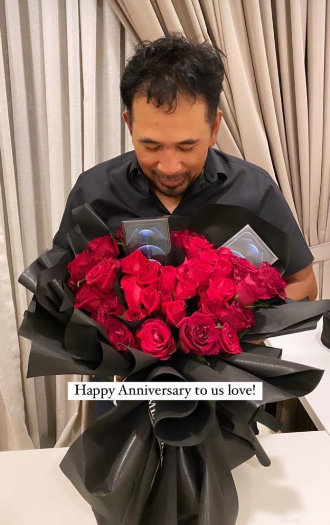 “Terima Kasih Untuk Hadiah Ini Sayang,” – Sempena Hari Jadi & Anniversary, Shima Anuar Gembira Terima Rantai Berjenama Pemberian Suami